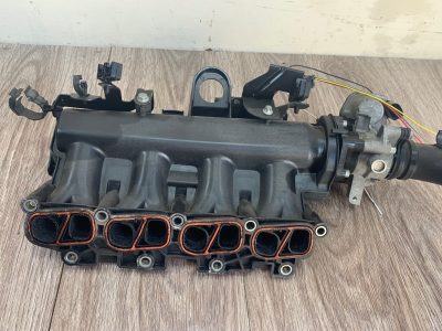 Коллектор впускной Opel Meriva B 2010 A13DTC минивэн