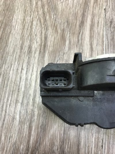 Замок двери Opel Insignia, Перед., Прав.