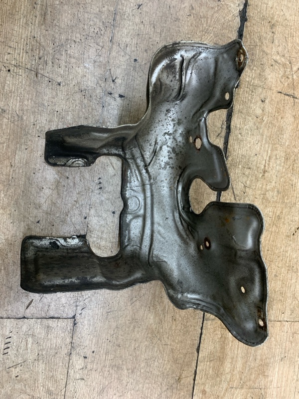 Кожух выпускного коллектора Peugeot 206 2003 HFX(TU1JP) хетчбек 3 дв. - изображение 8