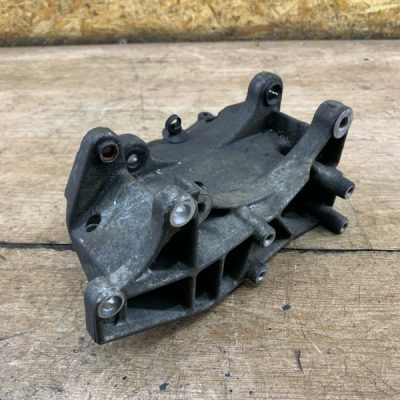 Кронштейн генератора Peugeot 206 2003 HFX(TU1JP) хетчбек 3 дв.