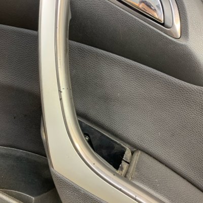 Обшивка двери Opel Astra J 2010 хетчбэк 5дв. A16LET 1.6 Перед. Прав. - изображение 10