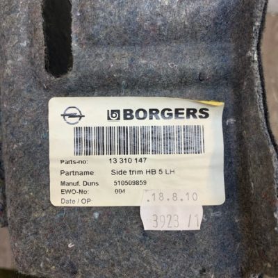 Обшивка багажника Opel Astra J 2010 A16LET 1.6 хетчбэк 5дв. - изображение 11