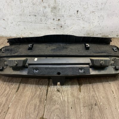 Обшивка крышки багажника Opel Astra J 2010 хетчбэк 5дв. A16LET 1.6 - изображение 10