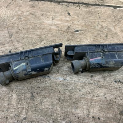 Фонарь подсветки номера Opel Astra J 2010 A16LET 1.6 хетчбэк 5дв. - изображение 3