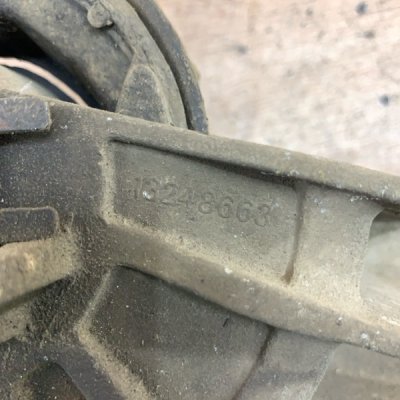 Кронштейн двигателя Opel Astra J 2010 хетчбэк 5дв. A16LET 1.6 - изображение 5