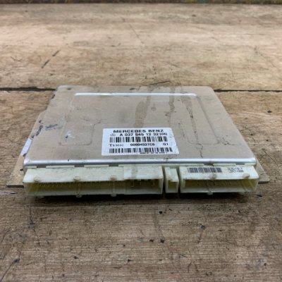Блок управления пневмоподвеской Mercedes-Benz E-Class 2007 W211 OM646.821 - изображение 8