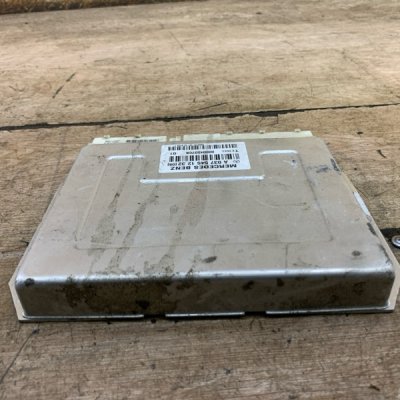 Блок управления пневмоподвеской Mercedes-Benz E-Class 2007 W211 OM646.821 - изображение 10