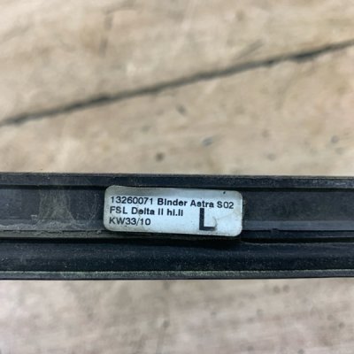 Молдинг на дверь Opel Astra J 2010 хетчбэк 5дв. A16LET 1.6 Задн. Лев. - изображение 4