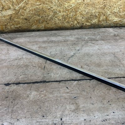 Молдинг на дверь Opel Astra J 2010 хетчбэк 5дв. A16LET 1.6 Перед. Прав. - изображение 6