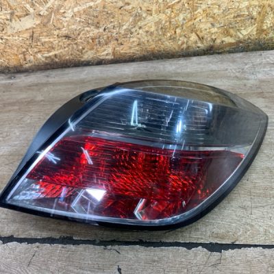 Фонарь Opel Astra H 2008 Z18XER хетчбек-3х дв., Прав.