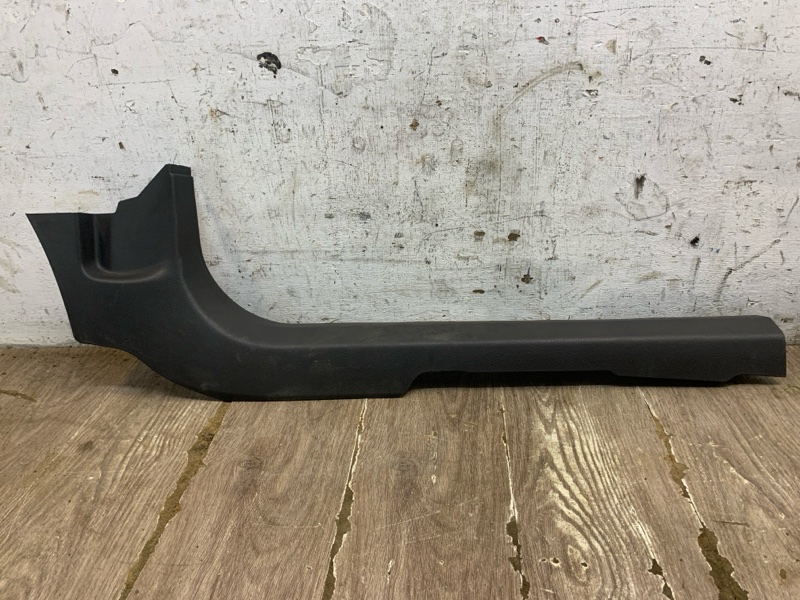 Накладка на порог Opel Astra H 2006 хетчбек-3х дв. Z18XER Прав.