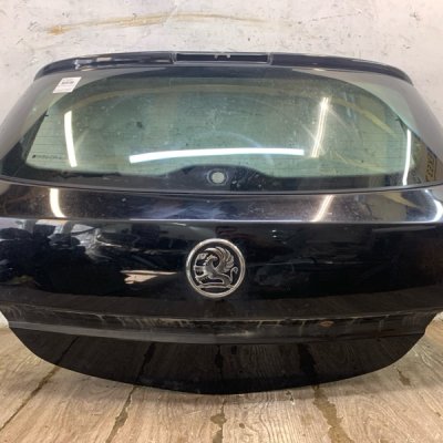 Крышка багажника Opel Astra H 2008 хетчбек-3х дв. Z18XER - изображение 7