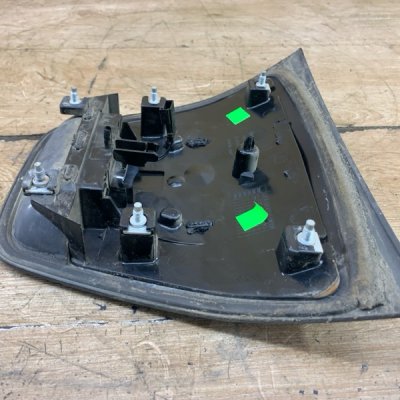 Кнопка открывания багажника Opel Astra J 2010 хетчбэк 5дв. A16LET 1.6 - изображение 2