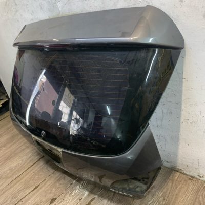 Крышка багажника Opel Astra J 2010 A16LET 1.6 хетчбэк 5дв. - изображение 3