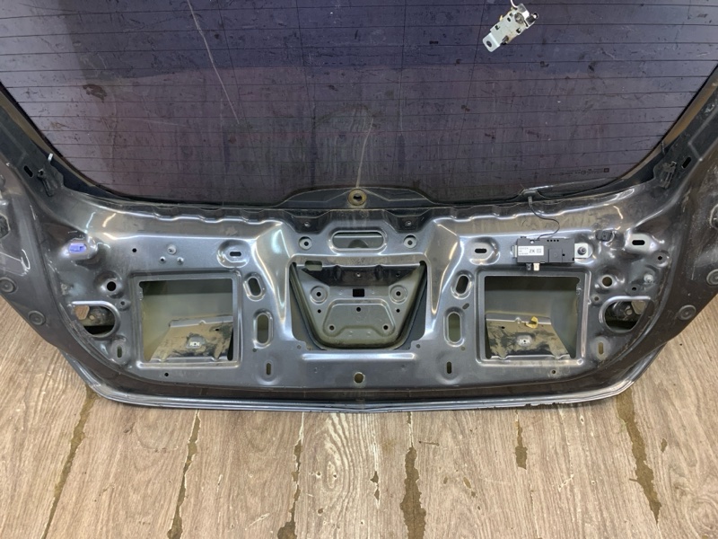 Крышка багажника Opel Astra J 2010 A16LET 1.6 хетчбэк 5дв. - изображение 10