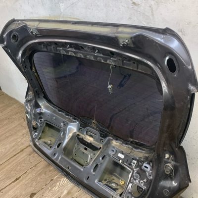 Крышка багажника Opel Astra J 2010 A16LET 1.6 хетчбэк 5дв. - изображение 12