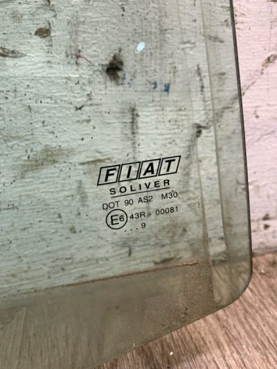 Стекло ветровое Fiat Punto 1999 хетчбек 5-ти дв, Задн., Прав.