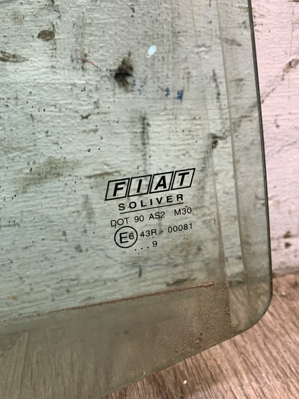 Стекло ветровое Fiat Punto 1999 хетчбек 5-ти дв, Задн., Прав. - изображение 5