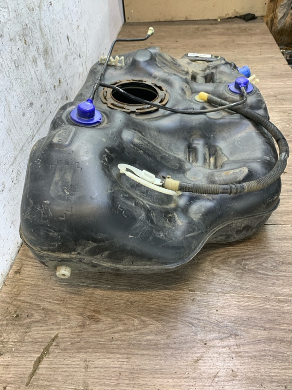 Бензобак Opel Astra H 2009 Z16XER 1.6 хетчбэк 5дв. - изображение 4