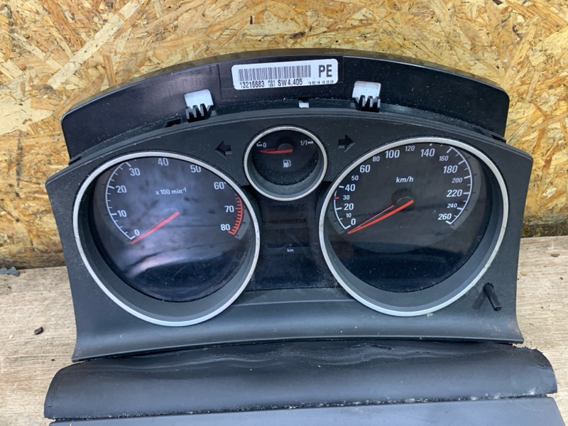 Панель приборов Opel Astra H 2008 Универсал