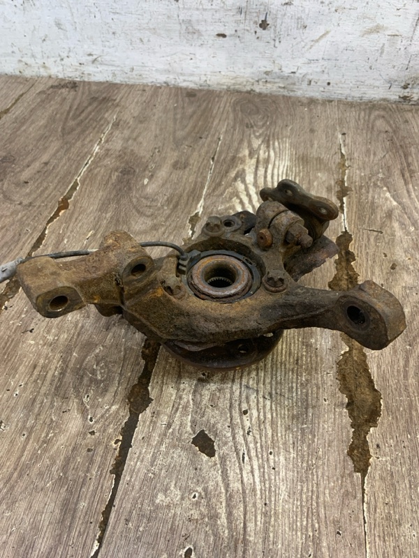 Поворотный кулак Opel Astra H 2008 Универсал Z18XER Перед. Лев.