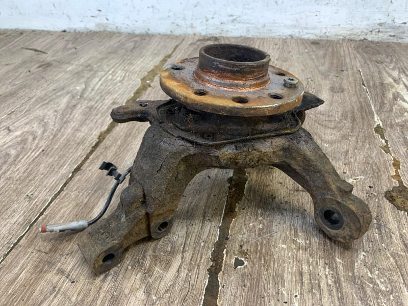 Поворотный кулак Opel Astra H 2008 Z18XER Универсал, Перед., Прав.