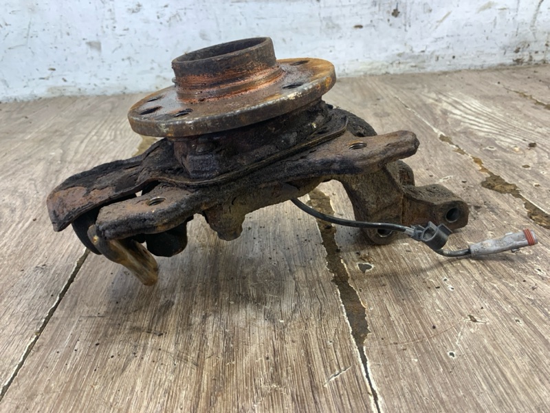 Поворотный кулак Opel Astra H 2008 Универсал Z18XER Перед. Прав.