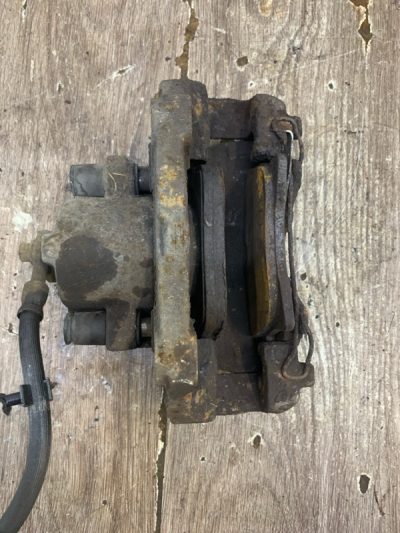 Суппорт Opel Astra H 2008 Z18XER Универсал, Перед., Лев.