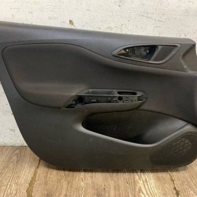 Обшивка двери Opel Corsa E 2015 хетчбэк 5 дв. B14XER Перед. Лев. - изображение 10