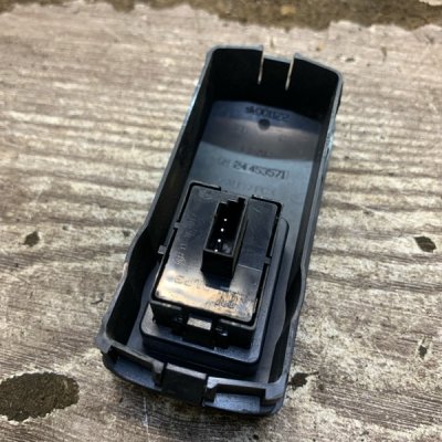 Кнопка стеклоподъемника Opel Signum 2007 Z19DTH Перед. Прав. - изображение 3