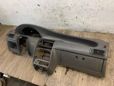 Торпедо Fiat Punto 1999 хетчбек 5-ти дв