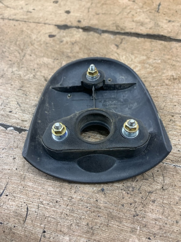 Накладка на крышку багажника Opel Corsa B 1998 хетчбэк 5дв. X14XE 1.4