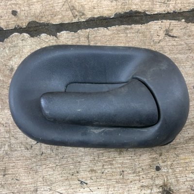 Ручка двери внутренняя Opel Corsa B 1998 хетчбэк 5дв. X14XE 1.4 Задн. Прав. - изображение 8