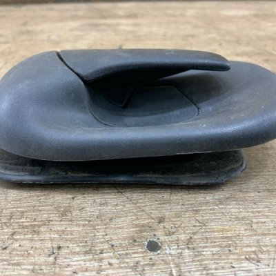 Ручка двери внутренняя Opel Corsa B 1998 хетчбэк 5дв. X14XE 1.4 Задн. Прав. - изображение 5