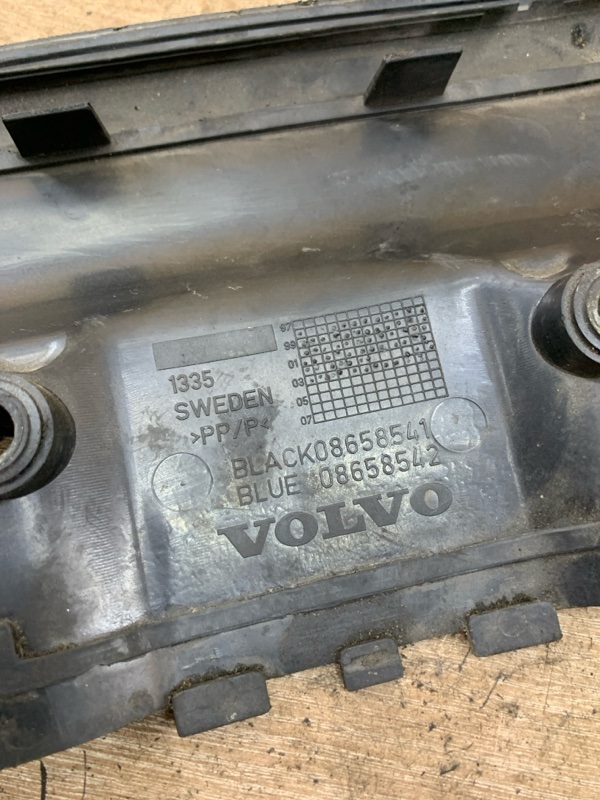 Кожух ремня ГРМ Volvo V70 2004 B5244S универсал - изображение 11