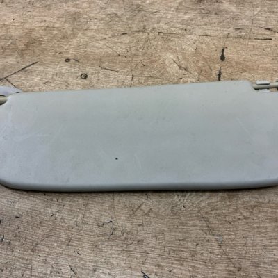 Козырек солнцезащитный Opel Corsa B 1998 хетчбэк 5дв. X14XE 1.4 Прав. - изображение 8