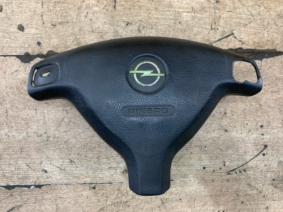 Подушка в руль Opel Corsa B 1998 X14XE 1.4 хетчбэк 5дв.