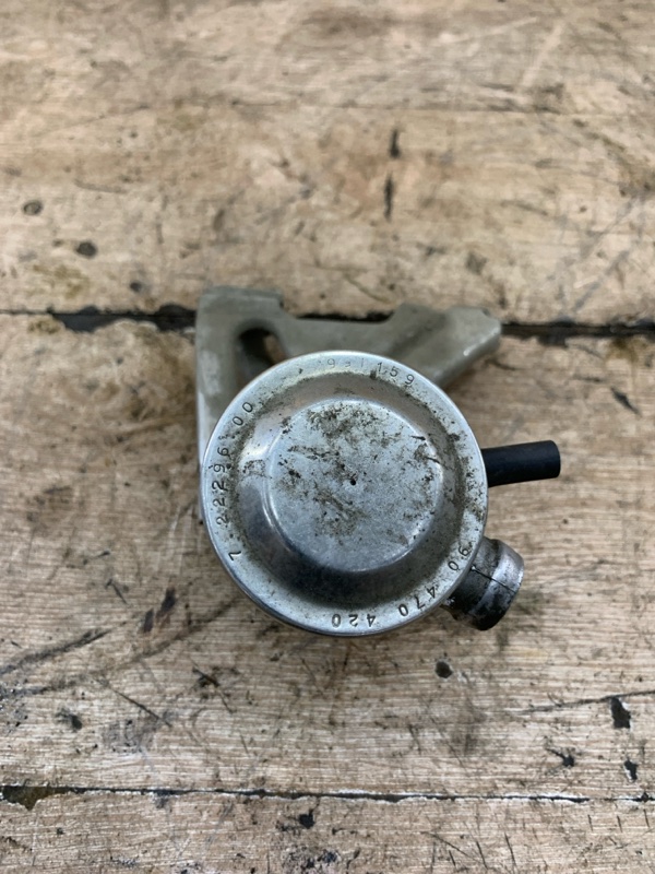 Клапан EGR (ЕГР) Opel Corsa B 1998 хетчбэк 5дв. X14XE 1.4
