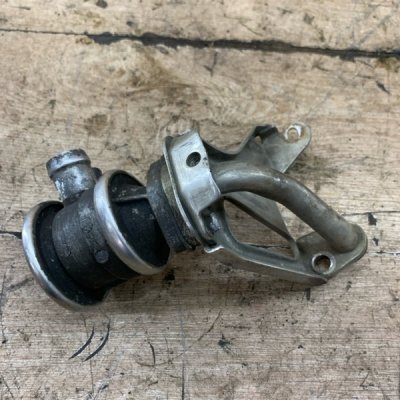 Клапан EGR (ЕГР) Opel Corsa B 1998 хетчбэк 5дв. X14XE 1.4 - изображение 4