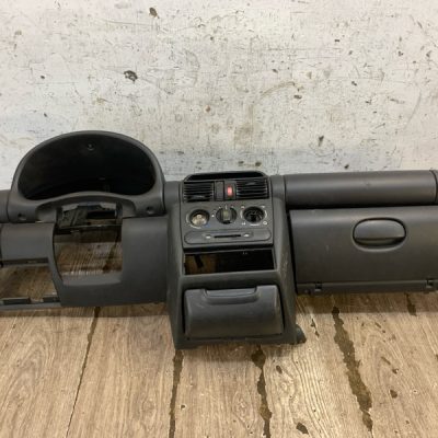 Торпедо Opel Corsa B 1998 X14XE 1.4 хетчбэк 5дв. - изображение 2