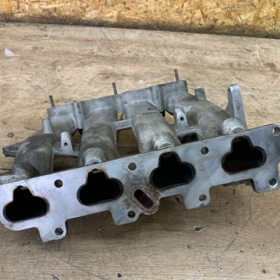 Коллектор впускной Opel Corsa B 1998 хетчбэк 5дв. X14XE 1.4 - изображение 7