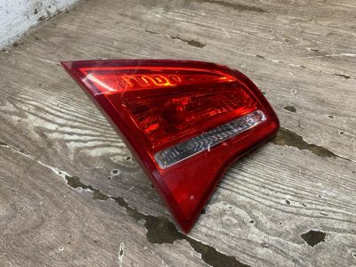 Фонарь крышки багажника Opel Meriva B 2011 минивен, Лев.