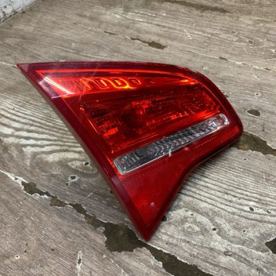 Фонарь крышки багажника Opel Meriva B 2011 минивен, Лев.