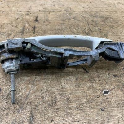 Ручка двери внешняя Volkswagen Lupo 2003 хетчбэк 3дв. 1.4 AUD Перед. Прав. - изображение 5