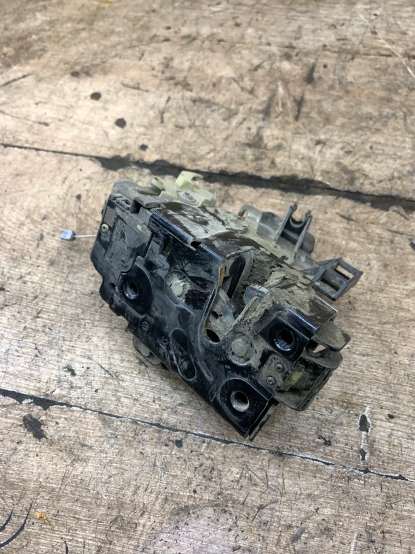 Замок двери Volkswagen LUPO 2003 1.4 AUD хетчбэк 3дв., Перед., Лев. - изображение 4