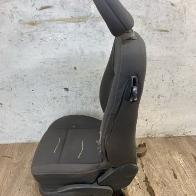 Сиденье водительское Volkswagen Lupo 2003 хетчбэк 3дв. 1.4 AUD - изображение 3