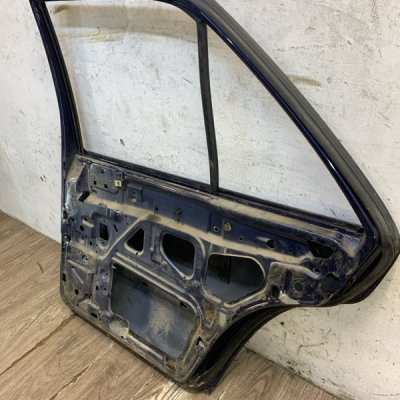 Дверь Mercedes-Benz 124 1994 седан 4дв. 2.0 Задн. Прав. - изображение 2
