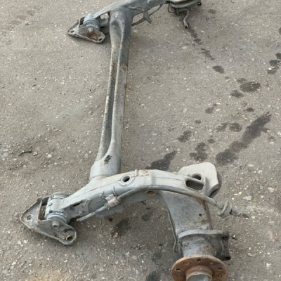 Задняя балка Opel Zafira A 2000 минивен X20DTH 2.0 - изображение 3
