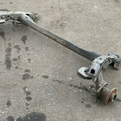 Задняя балка Opel Zafira A 2000 минивен X20DTH 2.0 - изображение 6