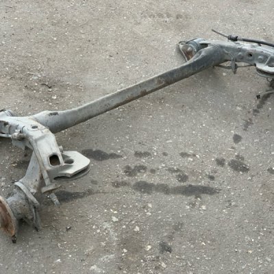Задняя балка Opel Zafira A 2000 минивен X20DTH 2.0 - изображение 2